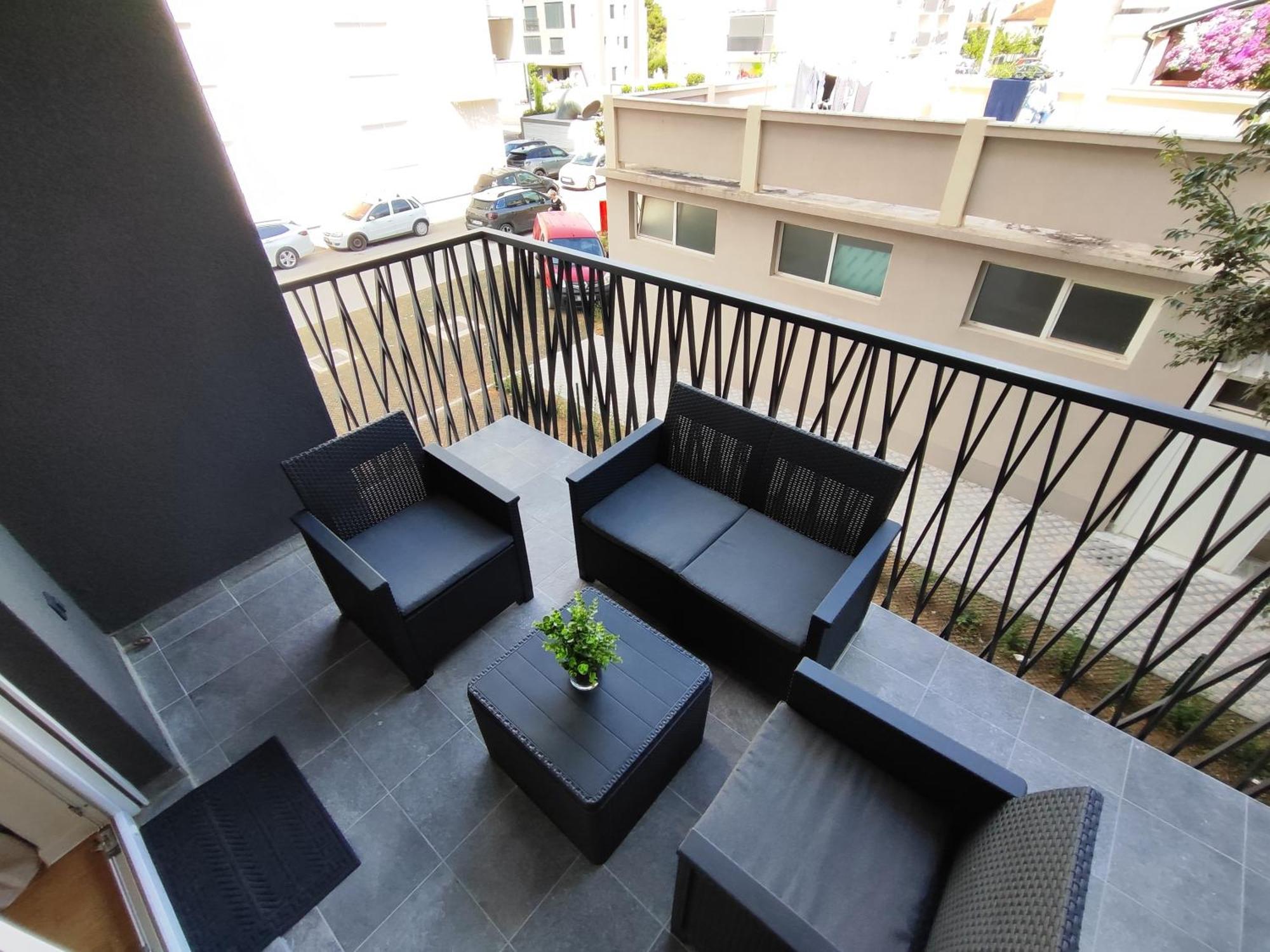 Johnny 2 Appartement *